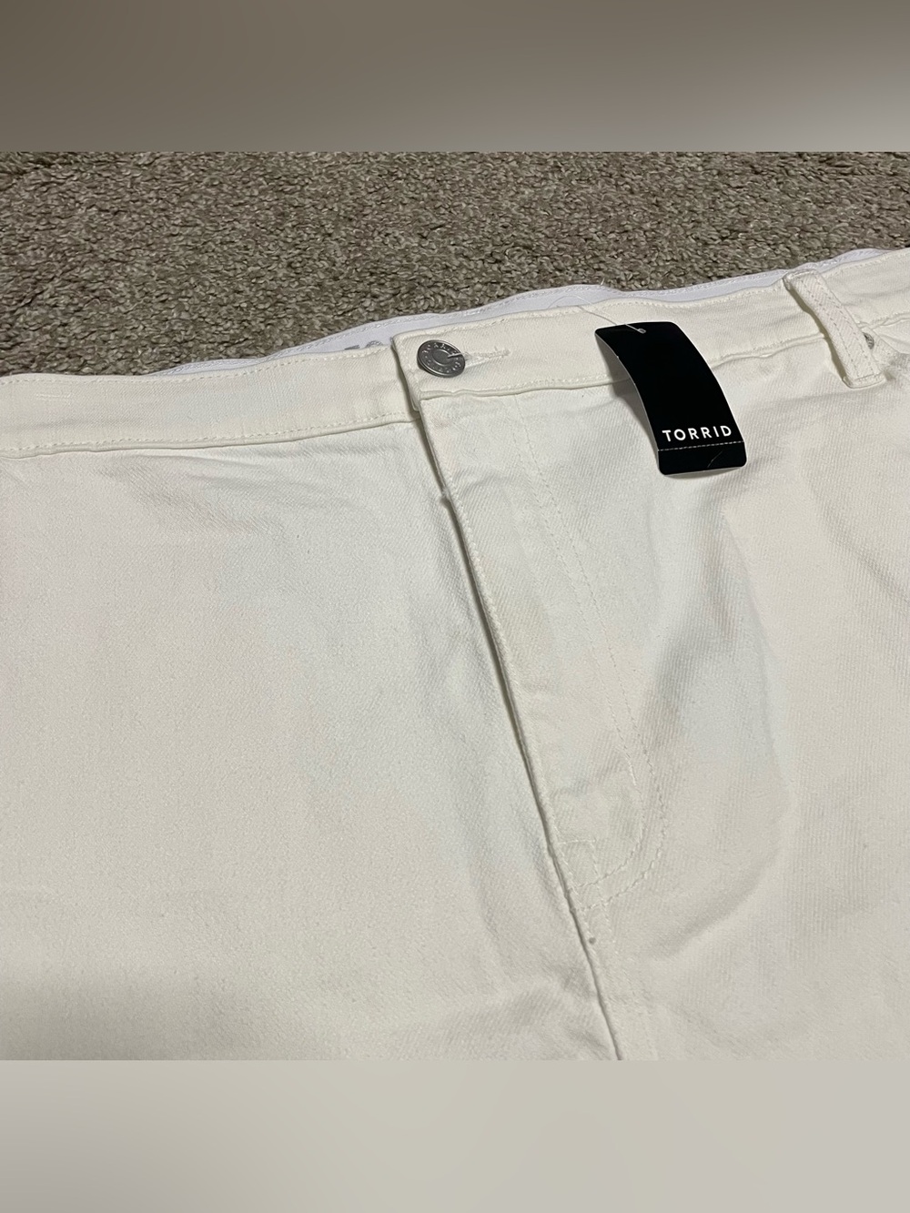 NWT Torrid Relaxed High Rise Rigid Stretch Shorts Women’s 28 - Picture 2 of 7